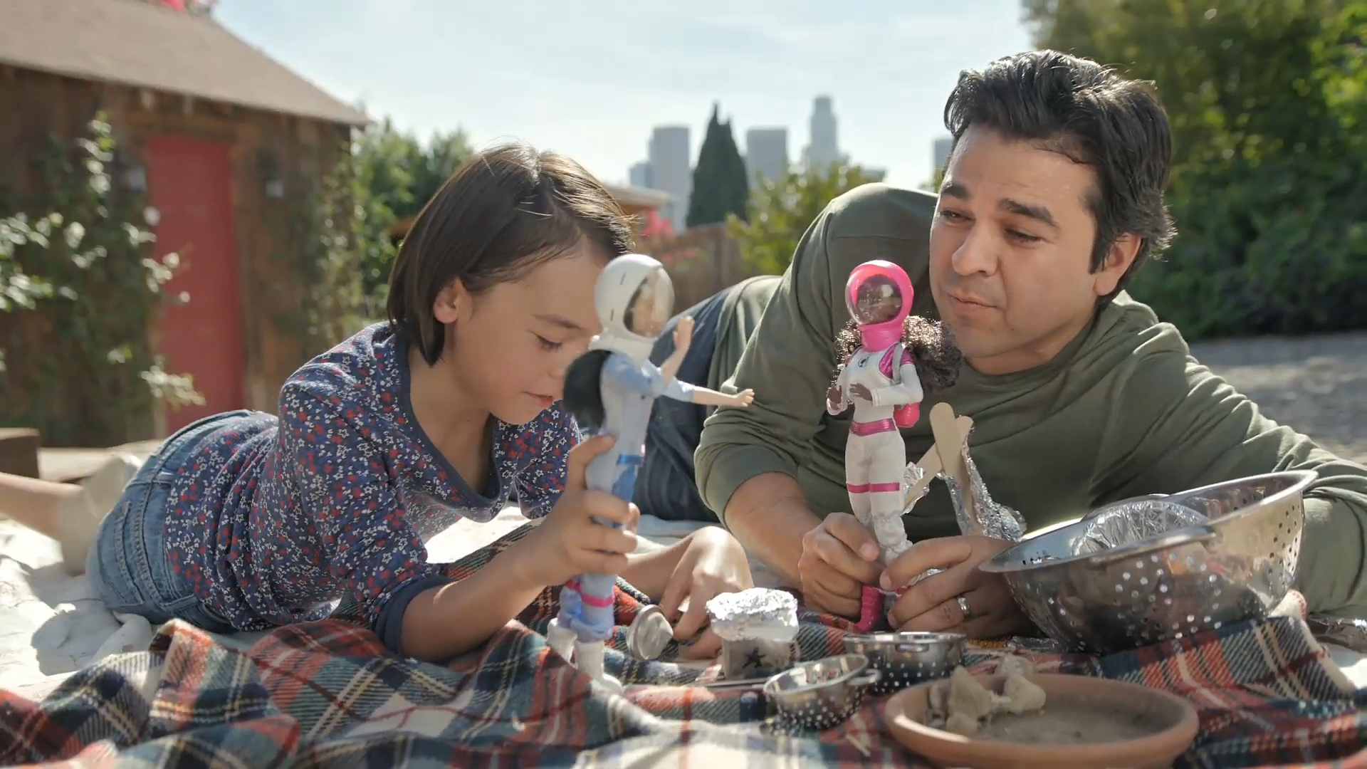 Barbie, Dads Who Play Barbie