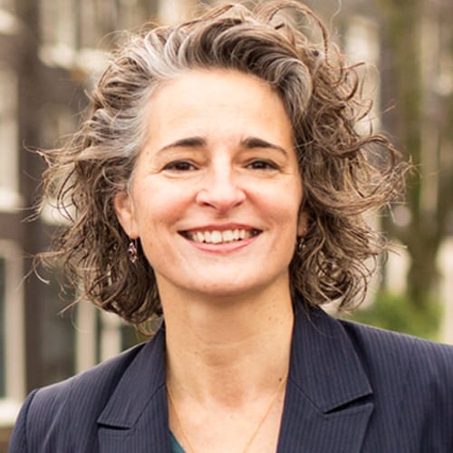 Portrait of Stephanie Oakley