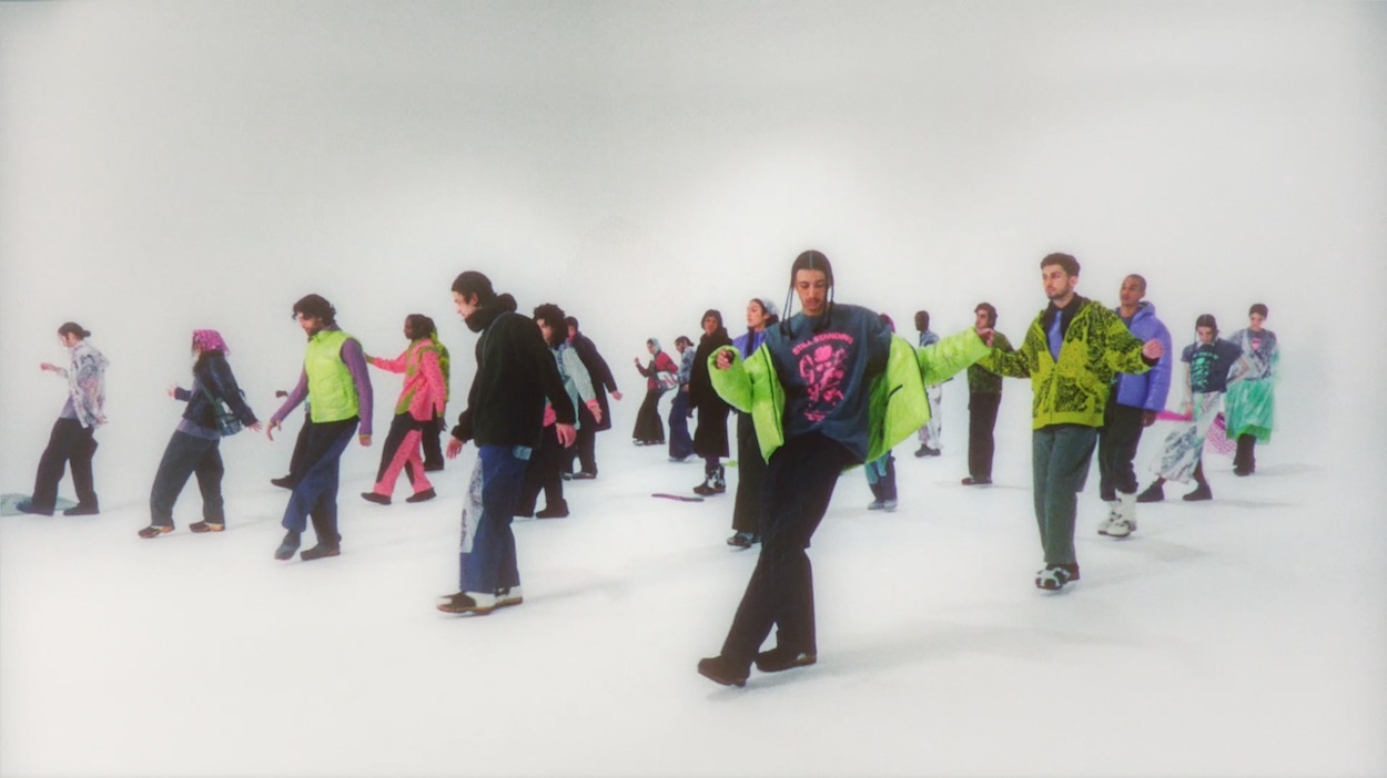  Paria Farzaneh, Country of the Blind -  A Social Experiment