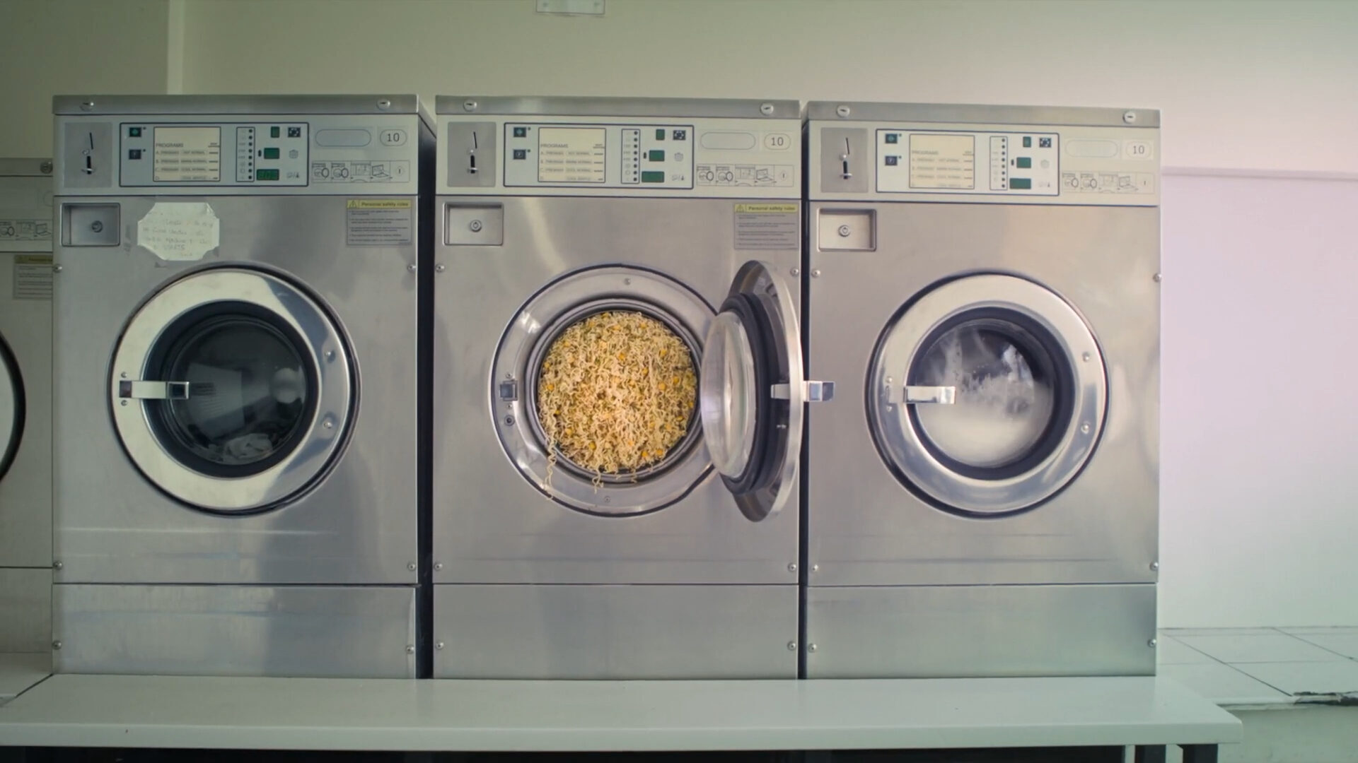 Pot Noodle, Nothing Fills a Hole like Pot Noodle