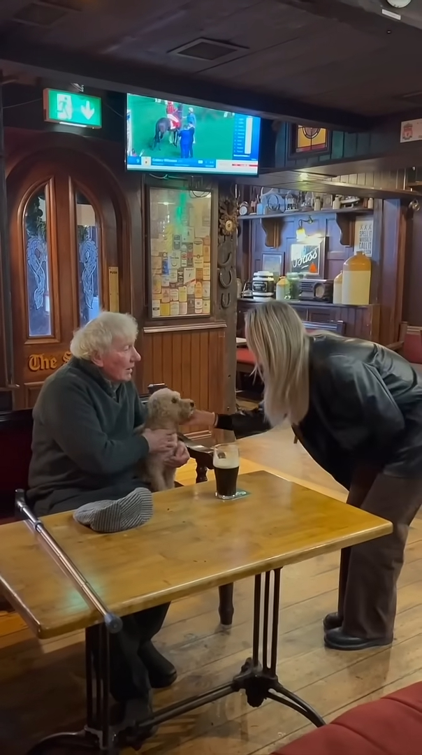 Charlie's Bar, Enniskillen Christmas