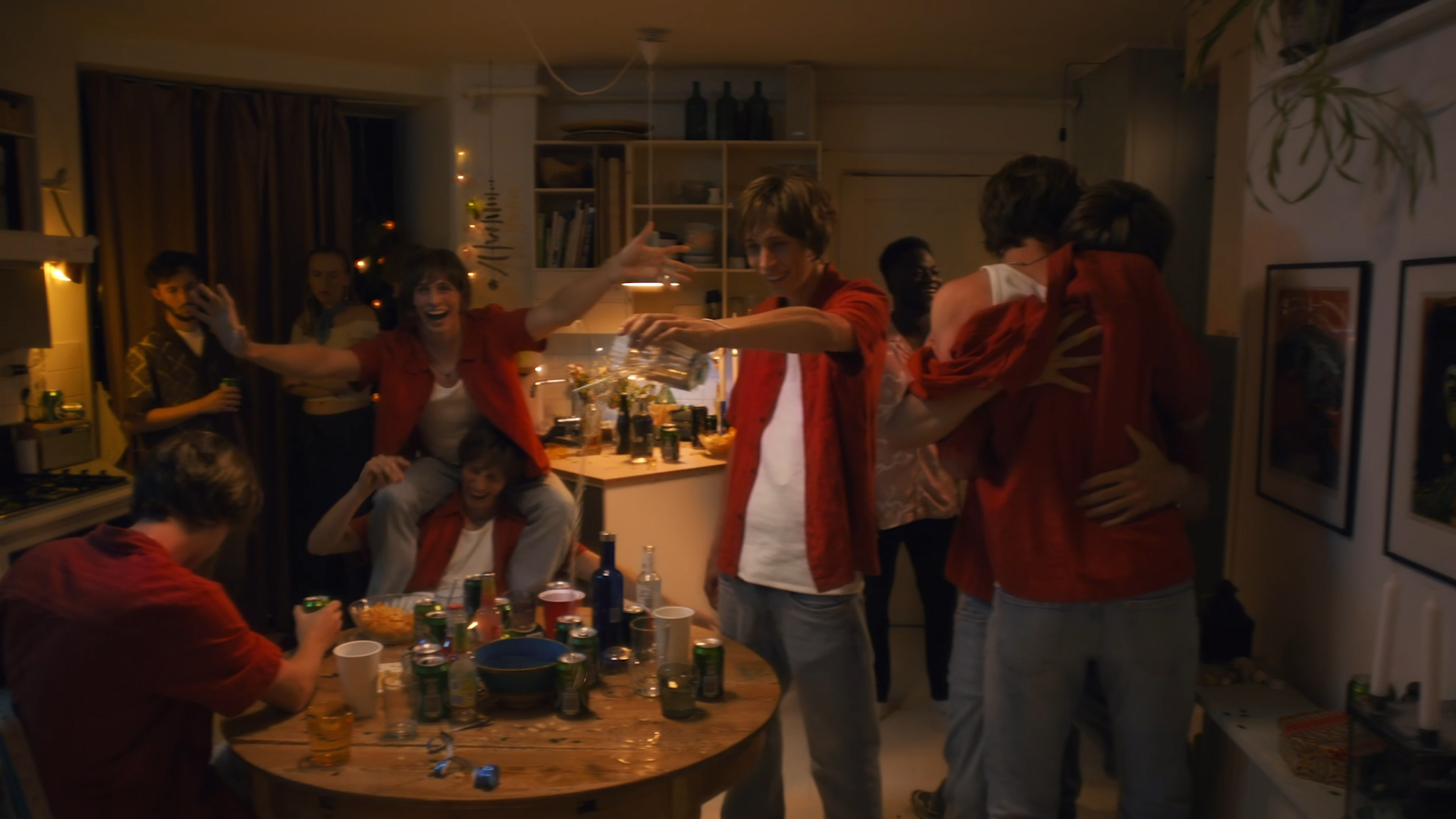 The Danish Cancer Society & TrygFonden, Party Crashers