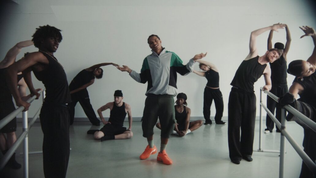  - CANADA. Director: By Billy King