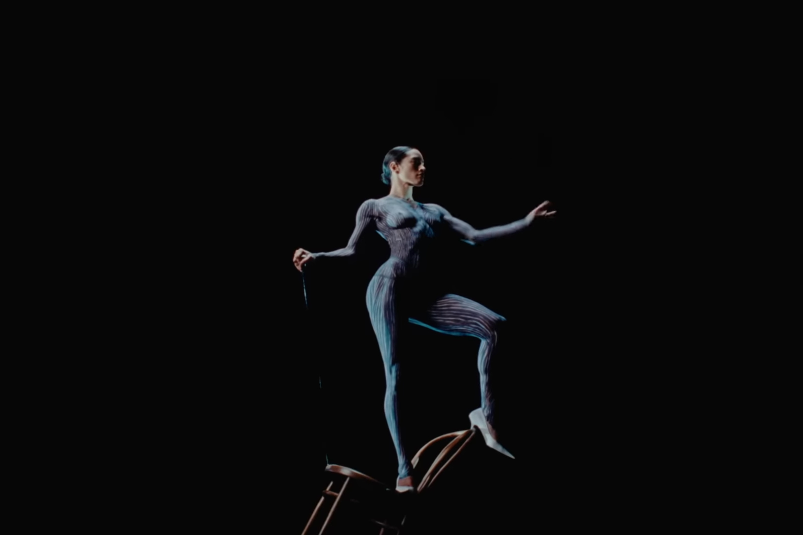 MUSIC VIDEO: METTE - Mama’s Eyes (2023)