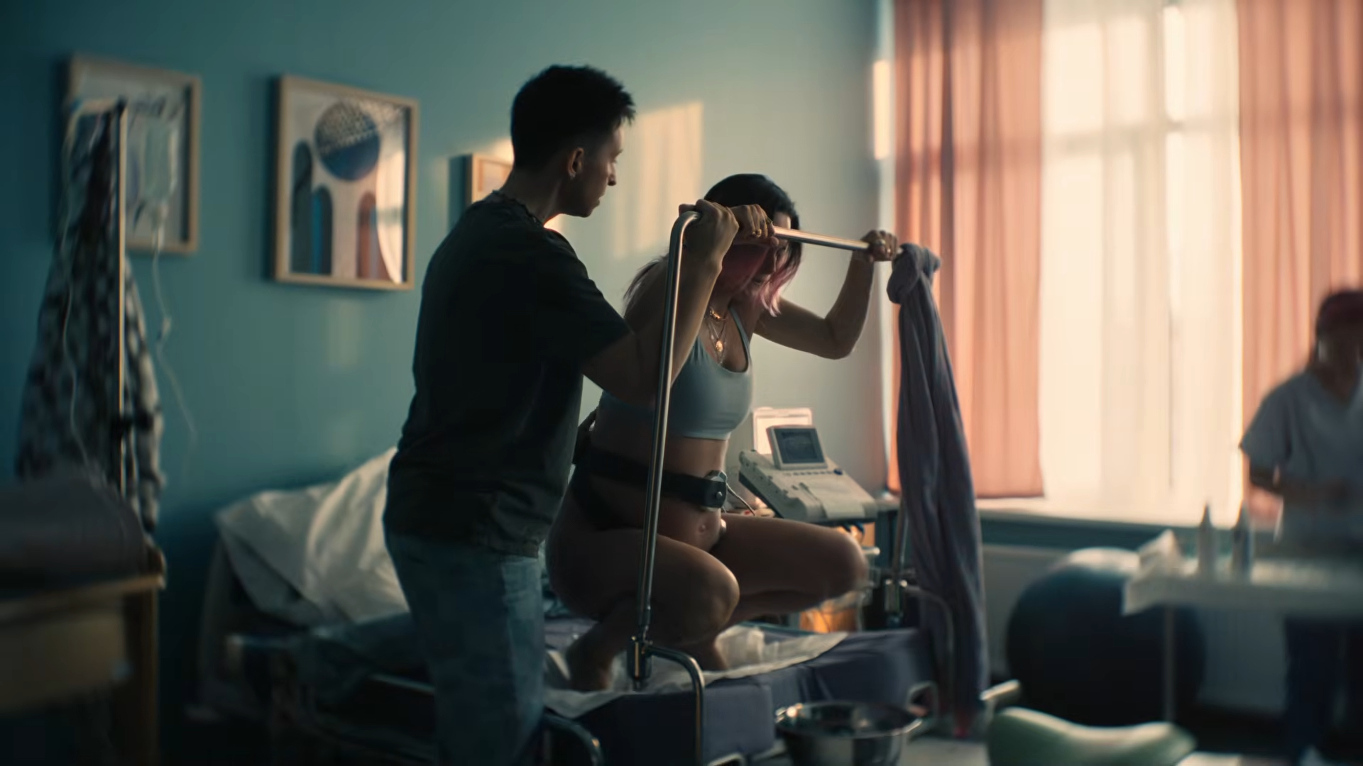 By King She, Michel Gondry, Olivia De Camps, Savanah Leaf, Yannis Konstantinidis, Dougal Wilson,, 40 Best APA / UK Creative Commercials of the Year (Part 3) - Glue Society, Paul Weiland & The Weiland Brothers, Charlie Sarsfield, Sara Dunlop, Nicolas Jack Davies, Bonnie MacRae
